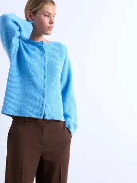 Cardigan en tricot Tsnyla