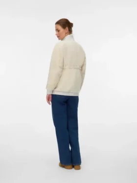 Col montant, poignets élastiqués, bretelles réglables, manches volumineuses, veste