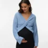 Coupe classique, col en V, poignets repliables, épaules tombantes, pull-over