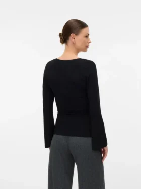 Haut à encolure en U, coupe classique