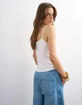Haut Tsrebecca