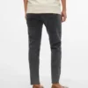 Jeans coupe ajustée