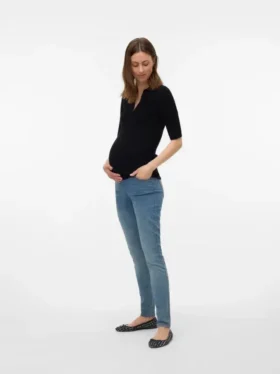 Jeans coupe droite ajustée