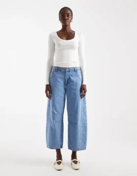 Jeans taille haute coupe « Barrel Fit » de Tsbella