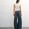 Jeans taille haute coupe Barrel Fit de Tsvea