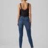 Jeans taille haute coupe slim VMSophia