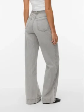 Jeans taille très haute à coupe large Vmkathy