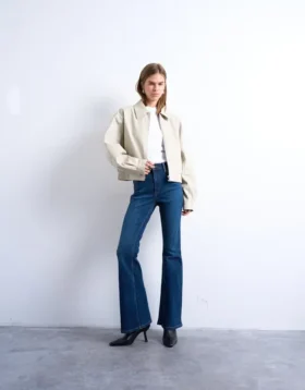 Jeans évasé taille haute Tsjamie