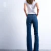 Jeans évasé taille haute Tsjamie