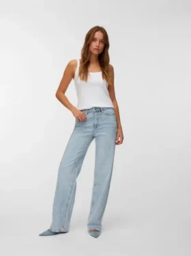 Jeans Vmtessa à taille haute et coupe large, orné de strass