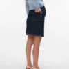 Jupe courte à taille haute