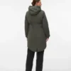 Manteau à capuche doublée de fausse fourrure