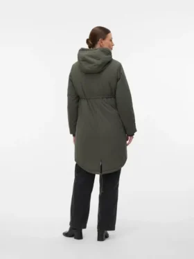 Manteau à capuche doublée de fausse fourrure