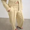 Pantalon ajusté taille haute Tswera en costume et tailleur