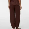 Pantalon coupe classique