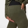 Pantalon coupe classique à taille haute