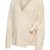 Pull à col en V, coupe classique