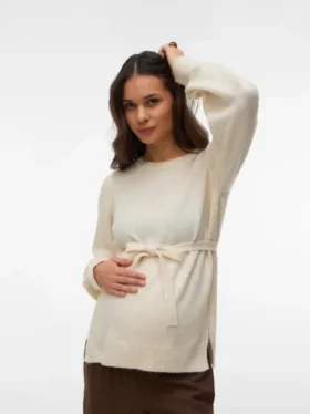 Pull à col rond et coupe classique