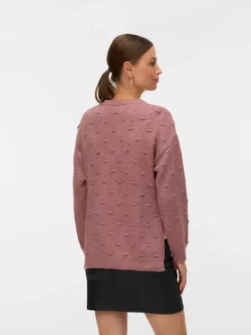 Pull à col rond et coupe classique