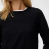 Pull en tricot Awcara