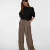 Pull en tricot Awjemma