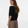 Pull en tricot Awjemma