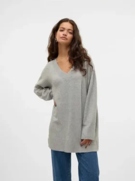 Pull en tricot Vmesti