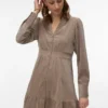 Robe courte Awasta