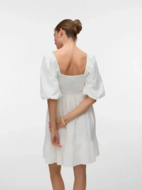 Robe courte Awjulie