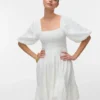 Robe courte Awjulie