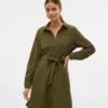 Robe courte en velours côtelé Vmvilja