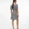 Robe courte Vmalba