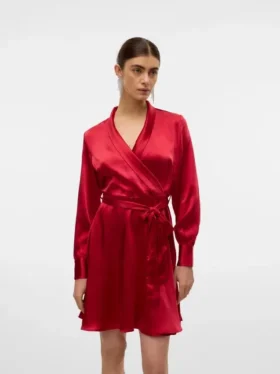 Robe courte Vmbea
