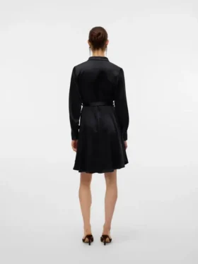 Robe courte Vmbea