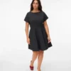 Robe courte Vmbestie