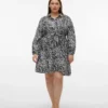 Robe courte Vmcdebbyana