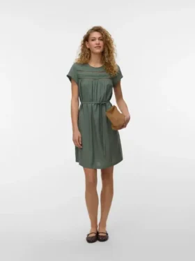 Robe courte Vmdebbie
