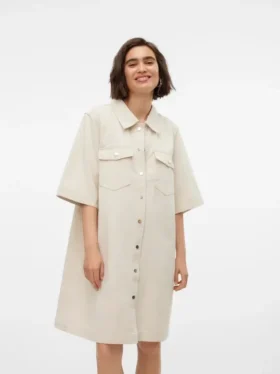 Robe courte Vmfenja