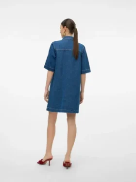 Robe courte Vmfenja
