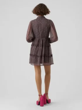 Robe courte Vmkaya