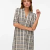 Robe courte Vmmali