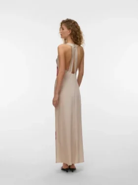 Robe courte Vmreba