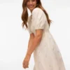 Robe courte Vmrupa