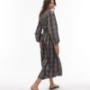 Robe Topshop