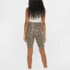 Short ajusté