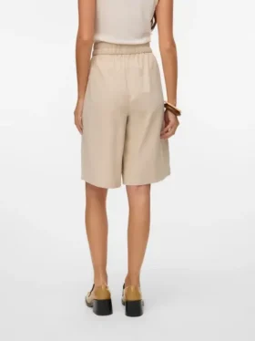Short ajusté Vmcarmen