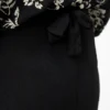 Short taille haute à coupe classique