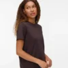 T-shirt Awnaima
