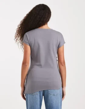 T-shirt Tskatja
