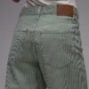 Topshop Mid Waist Loose Fit Jeans